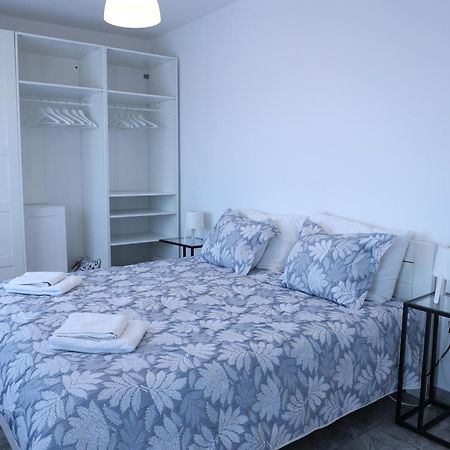 Lux House Olga Appartement Ruma Buitenkant foto