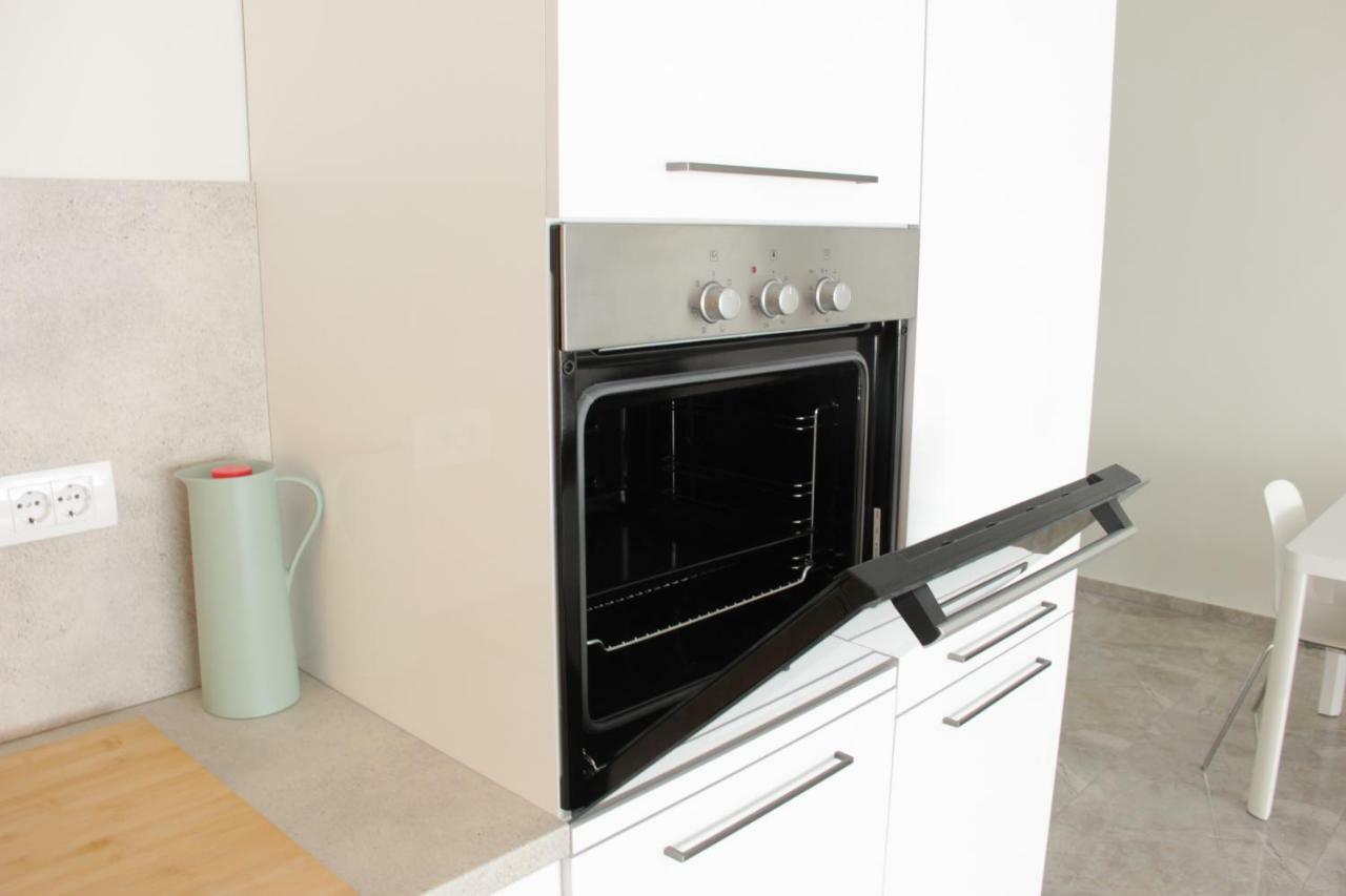 Lux House Olga Appartement Ruma Buitenkant foto