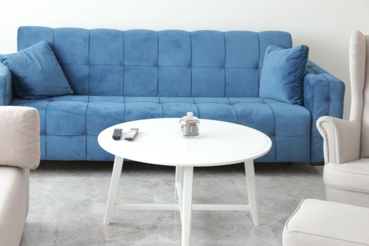 Lux House Olga Appartement Ruma Buitenkant foto